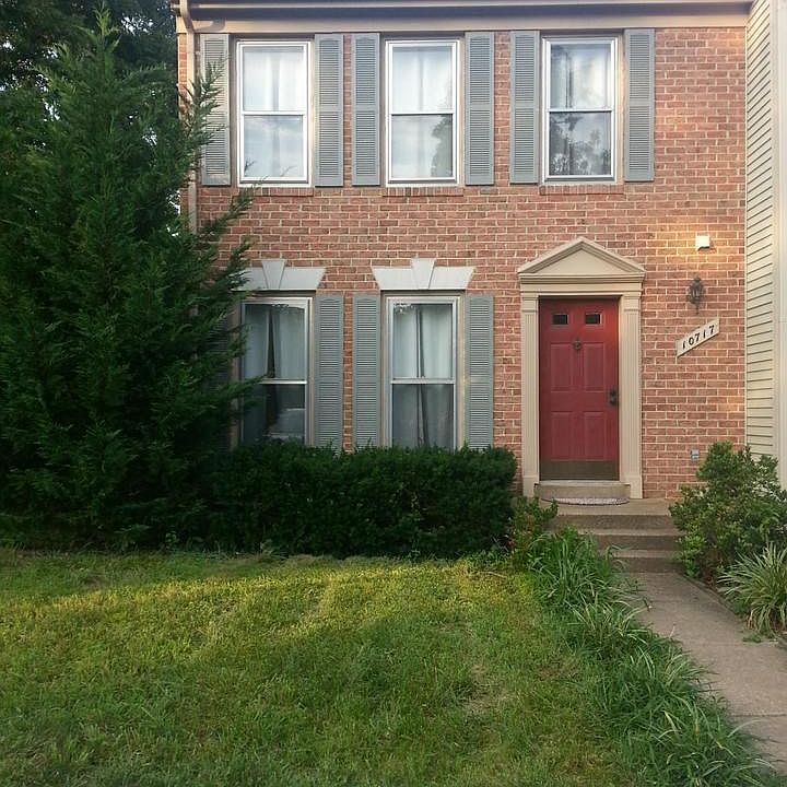 Exterior (Front)