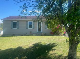 493 Lakeland Dr, Bluefield, WV 24701