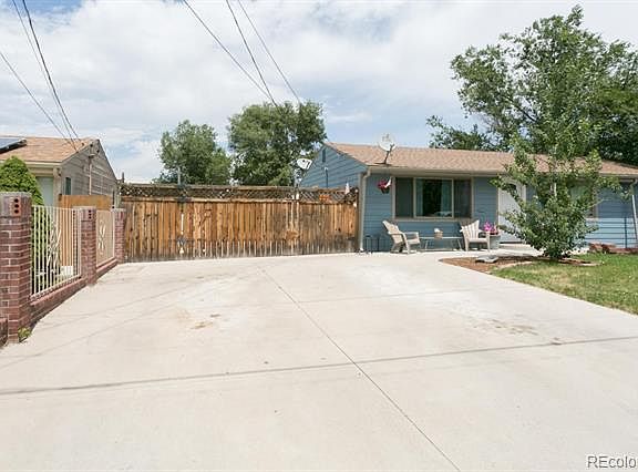 3rd image of 4889 W Mississippi Ave