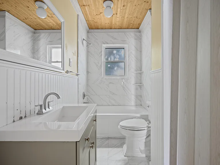 6 Rademan Pl — Photo 9