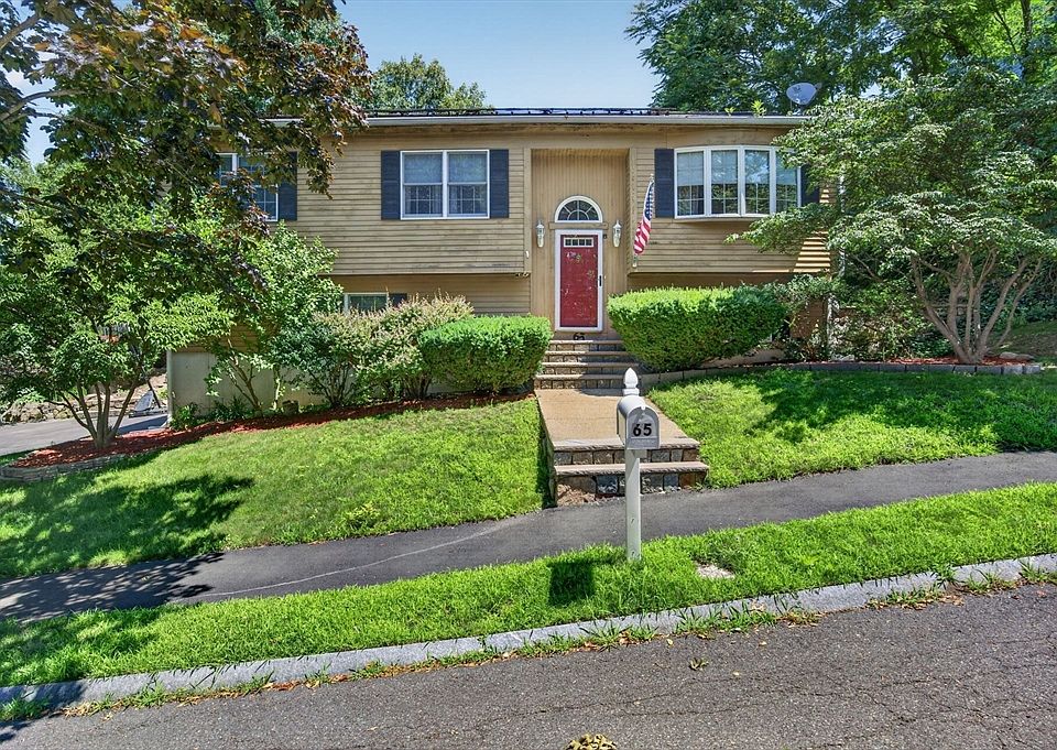 1st image of 65 Phaeton Rock Rd
