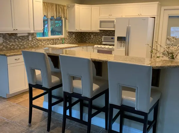 402 Atlantis Dr, Satellite Beach, FL 32937