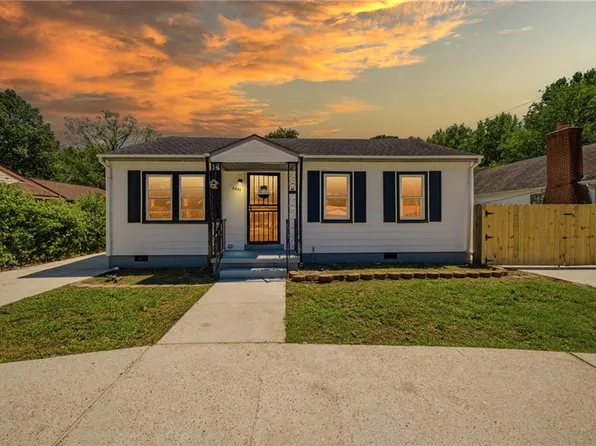 2241 Tennessee Dr, Chesapeake, VA 23323