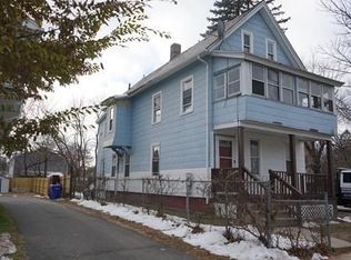 26 Cambridge St, Springfield, MA 01109