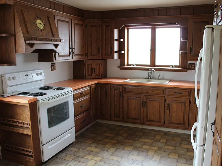 122 Voganville Rd — Photo 9