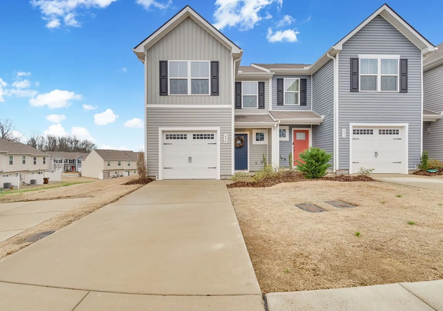404 Deer Meadow Ln — Photo 1