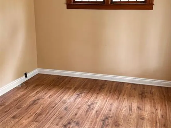 1115 Church St, Windsor, ON N9A 4V5