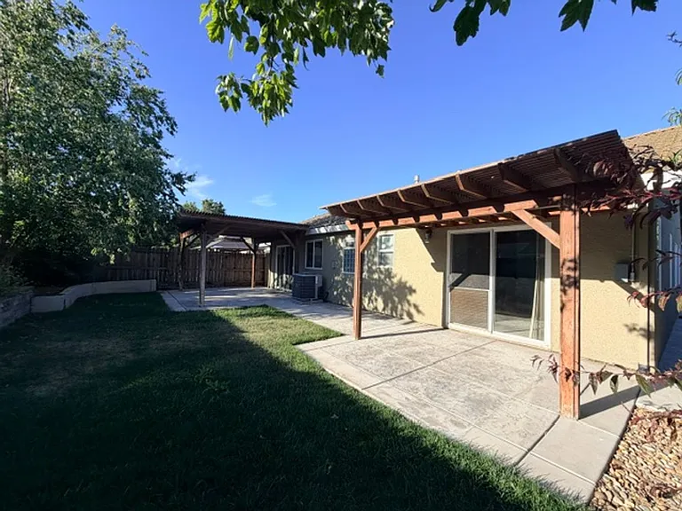 9836 Imperia Ct — Photo 26