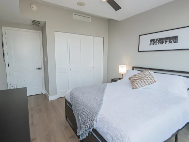 300 W Beech St #2202 — Photo 30