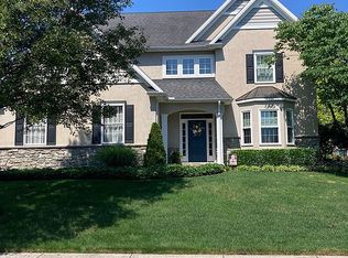 328 Bloomfield Dr, Lititz, PA 17543