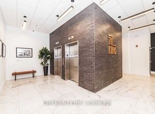 70 King St E #402, Oshawa, ON L1H 0A2