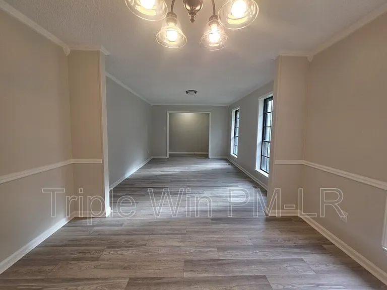 12320 Shawnee Forest Dr — Photo 4