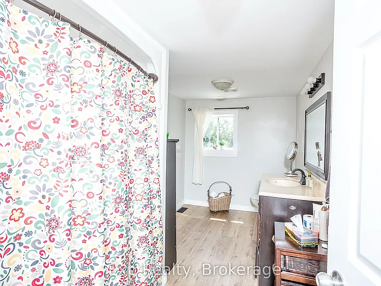 94 Latta Dr — Photo 12