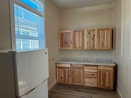 22 W Main St — Photo 5