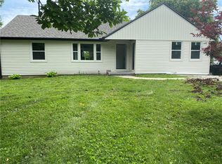 2801 NE 56th Ter, Gladstone, MO 64119