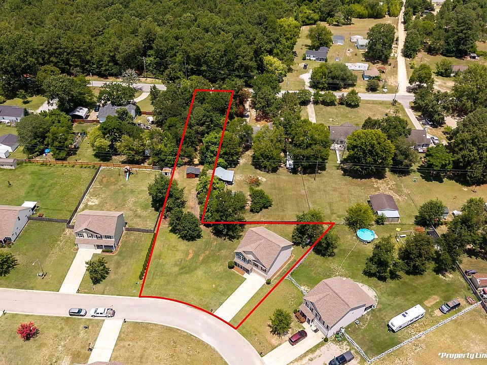 1st image of 22 Vintage Oak Ct