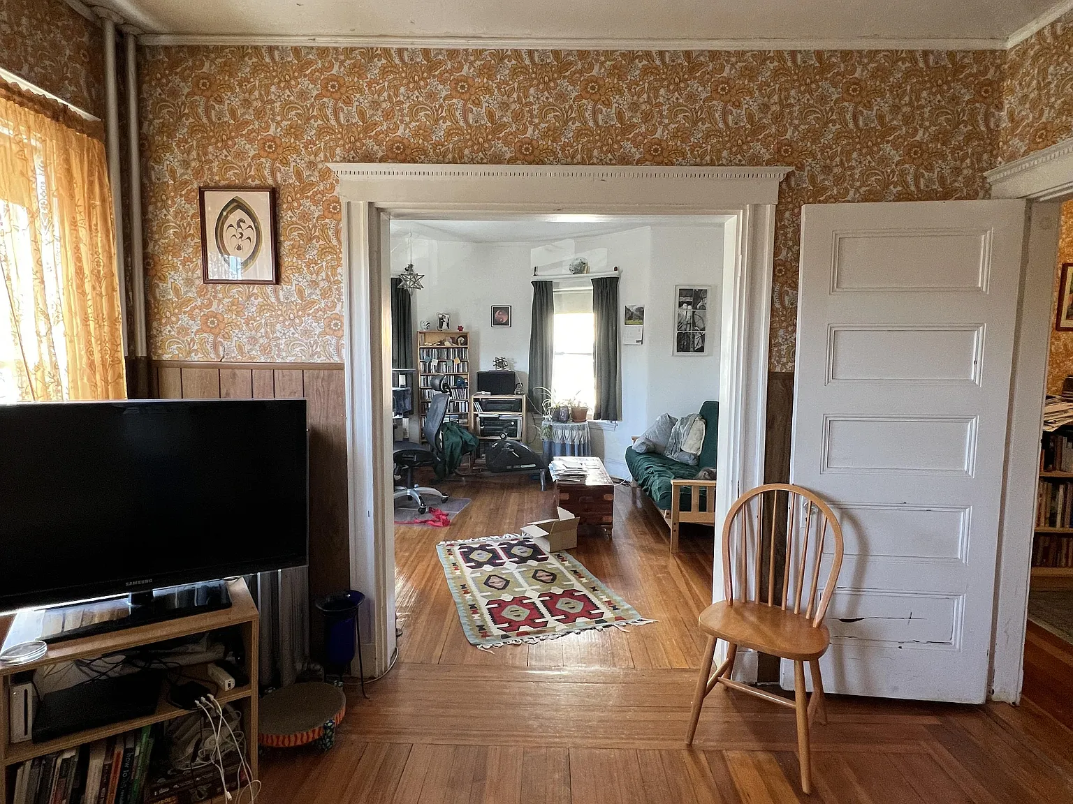 4 bed, $4,000 — Photo 4