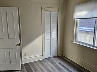 1127 S 32nd St #1, Milwaukee, WI 53215