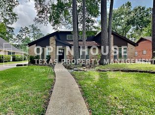 2026 Willow Point Dr, Kingwood, TX 77339