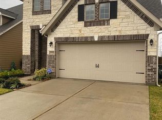 11151 Sun River Falls Dr, Humble, TX 77396