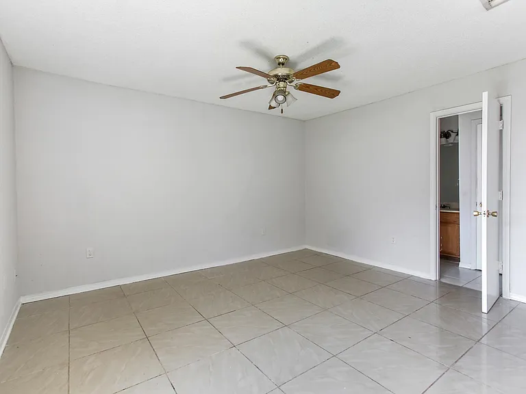 4136 Lac Street Pierre Dr — Photo 11