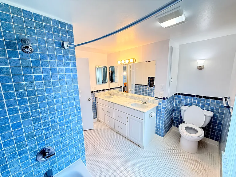 11849 Ontario Dr — Photo 34