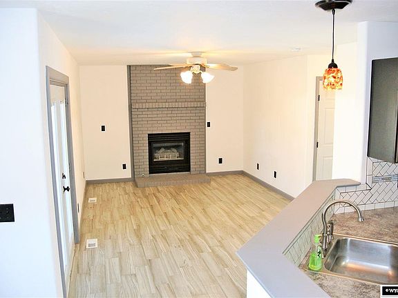 4th image of 2730 Santa Cruz Dr
