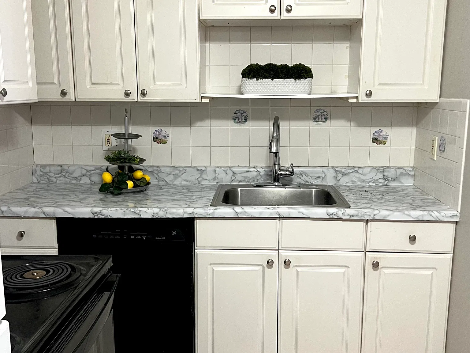 2 bed, 900 sqft, $2,500 — Photo 1