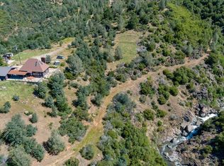 17038 Centrum Ln, Round Mountain, CA 96084