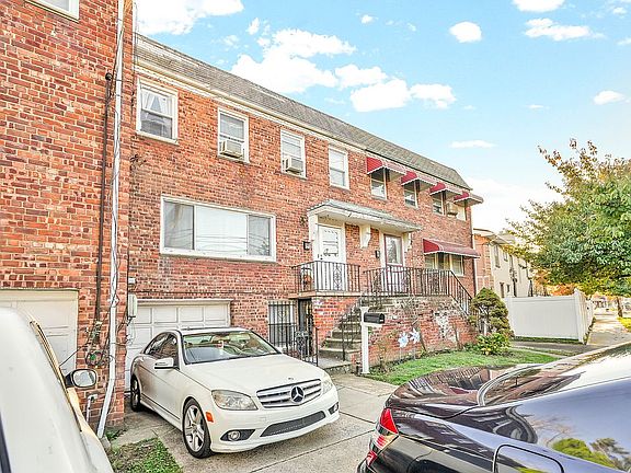 4th image of 208-16 Hollis Ave