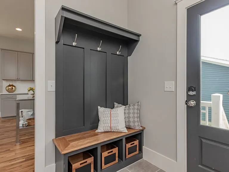 1318 Excelsior Grand Ave — Photo 19