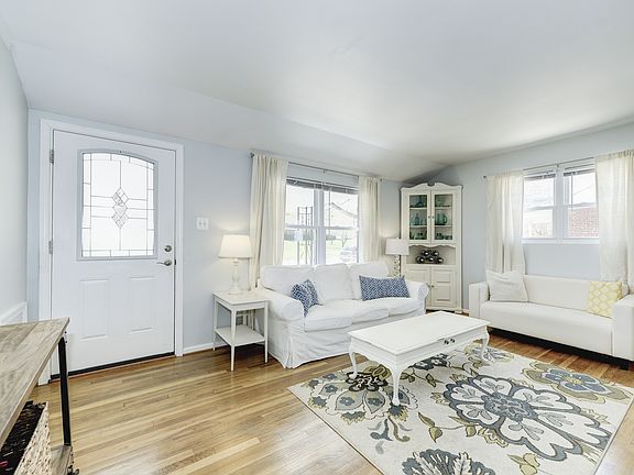 5th image of 4503 Faroe Pl