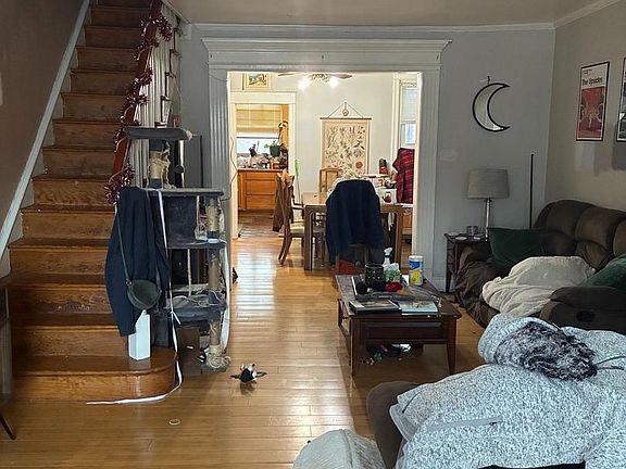 5th image of 3442 Friendship St