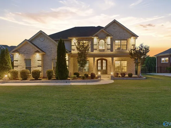 105 Springhaven Dr NW, Madison, AL 35757