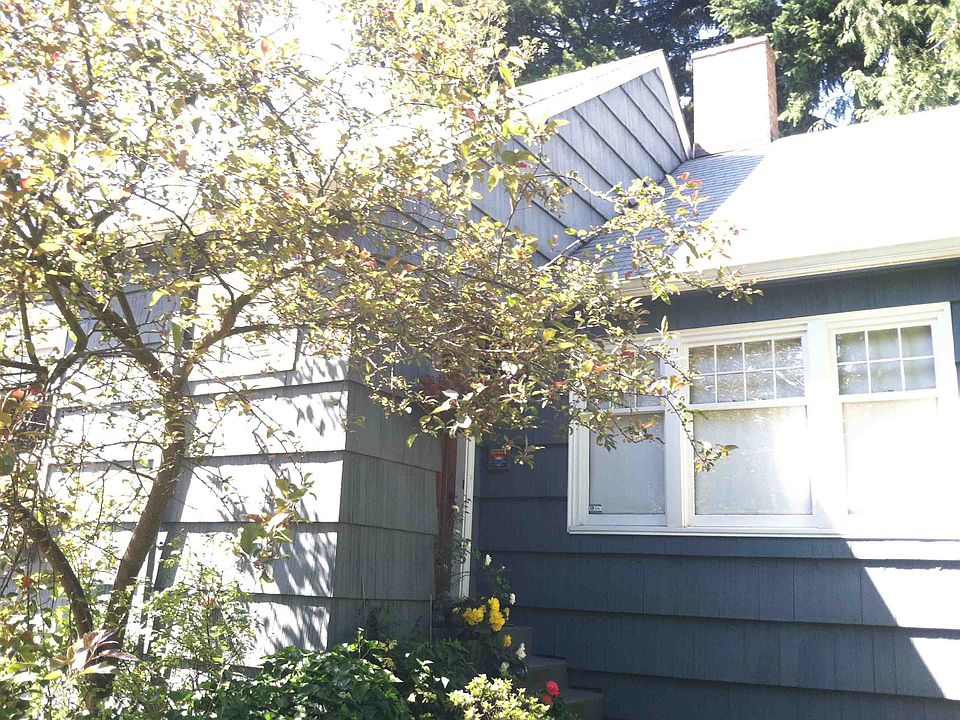 2nd image of 8901 12th Ave NE