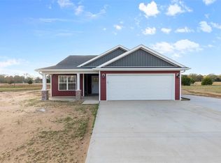 26 Perry Dr, Benton, MO 63736