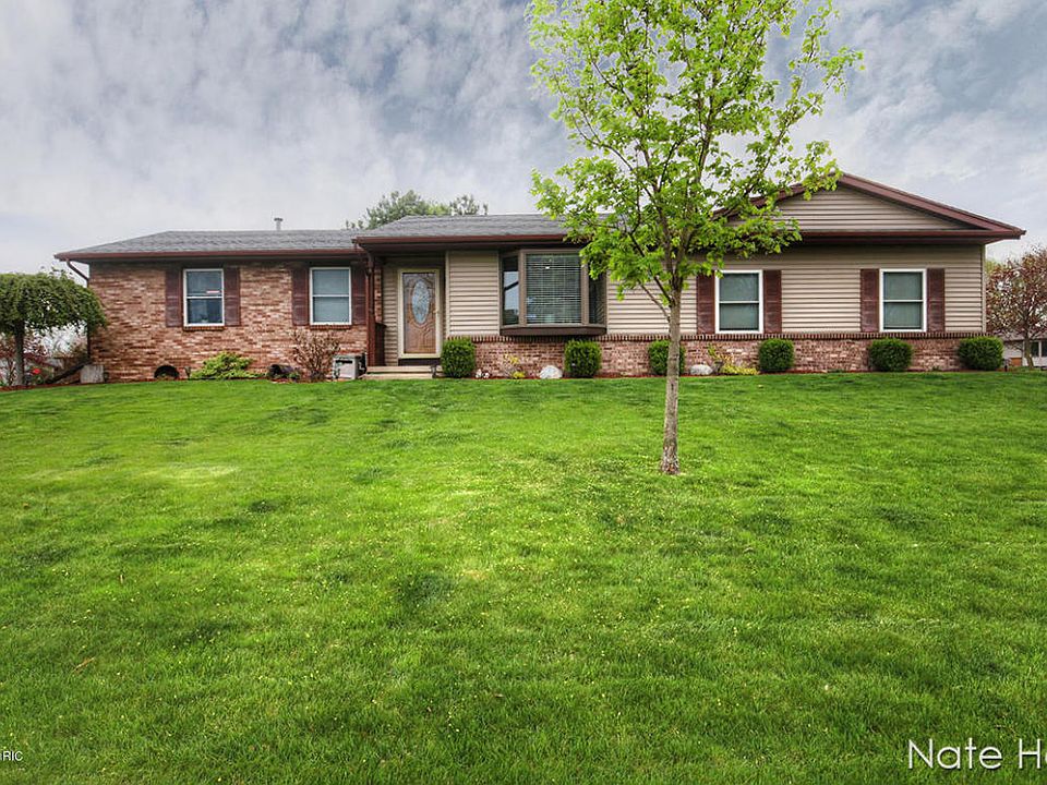 1st image of 2566 Bluewater Ct SW