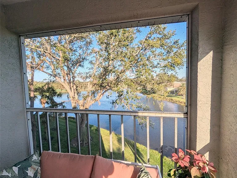 9300 Clubside Cir #1308 — Photo 8