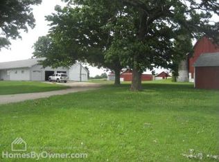 6828 W Hanover Rd, Janesville, WI 53548