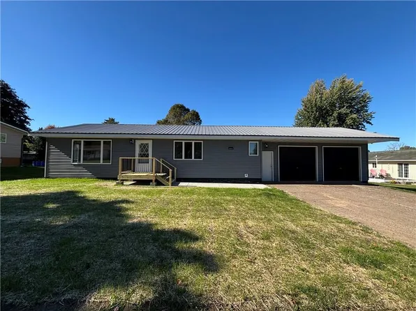 1411 Wilson Street, Bloomer, WI 54724