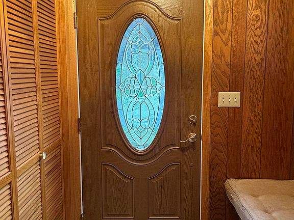 4th image of 45 E Cardott St