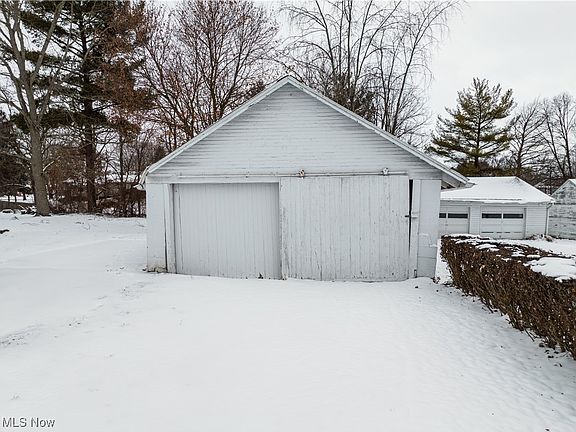 5th image of 1218 Myers Ave