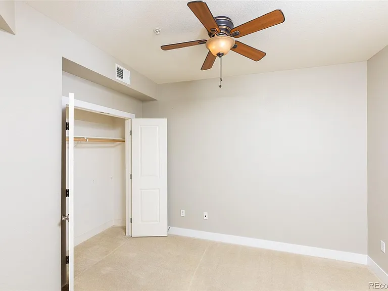 2240 N Clay St #505 — Photo 23