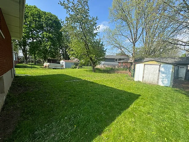182 Lynnbrook Cres #2 — Photo 24