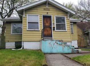 1018 Wyoming St, Gary, IN 46403