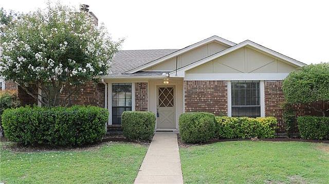 1st image of 904 Baxter Dr
