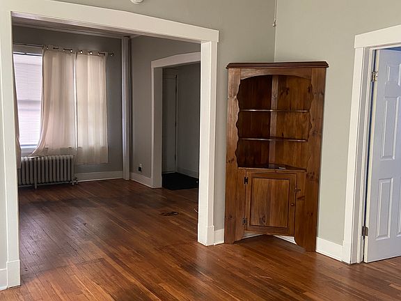 5th image of 18 Grandview Ter APT 1
