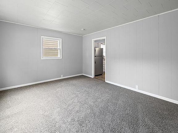 2nd image of 1329 Holloway Dr