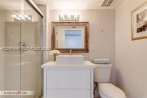 19195 NE 36th Ct #905 — Photo 27