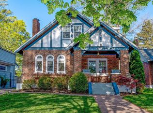 3807 Homewood Rd, Cincinnati, OH 45227